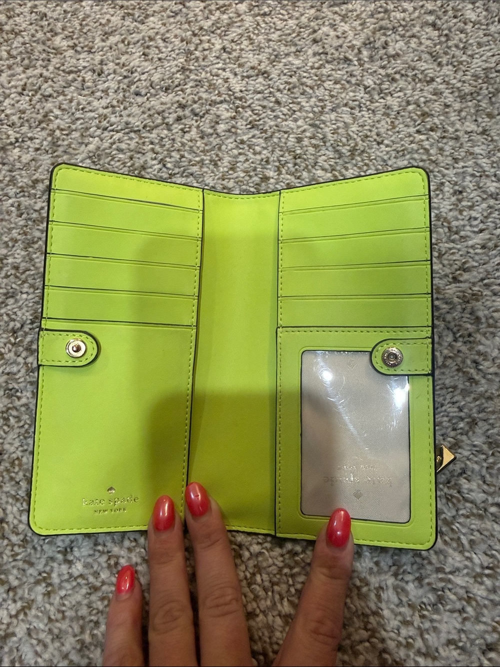 kate spade lime green Saffiano zip-around wallet - Picture 2 of 3